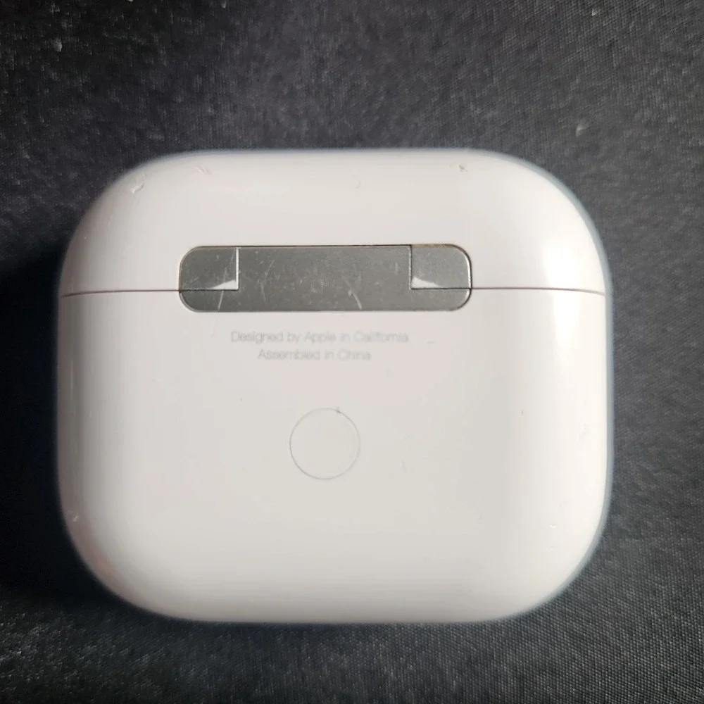 Apple AirPods 3rd Generation Charging Case Only. Genuine. Replacement. Works.